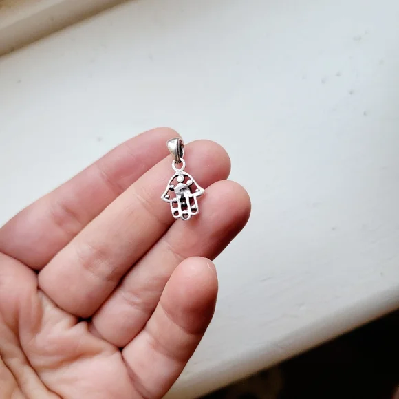 New Handmade 925 Sterling Silver Dainty Hamsa Blue Triplet Opal Evil Eye Charm - Picture 5 of 6